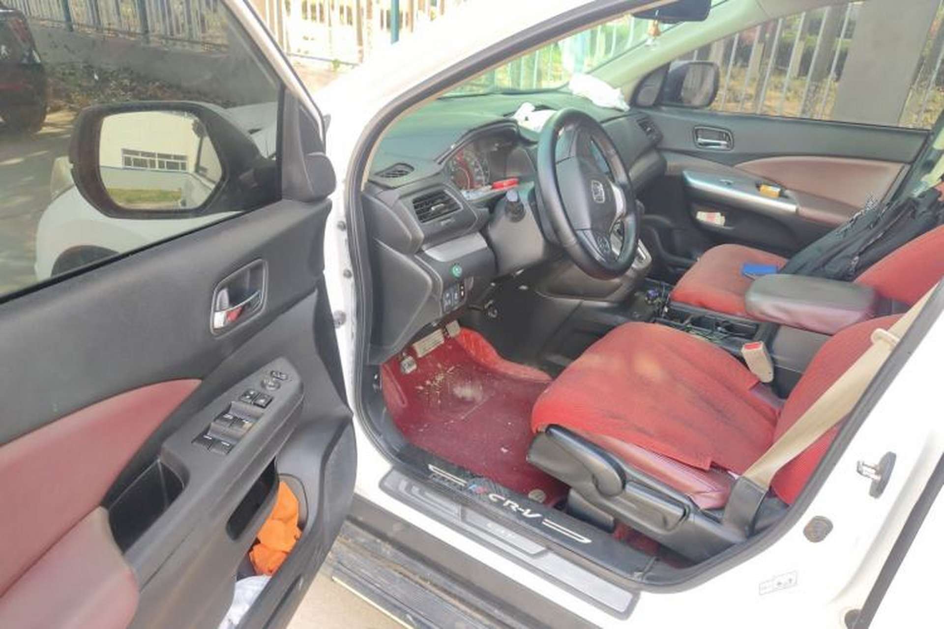 Used Honda CR-V 2015 2.0L two-wheel drive urban version Driver Seat