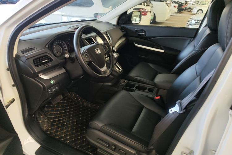 Used Honda CR-V 2015 2.4L two-wheel drive luxury version Driver Seat
