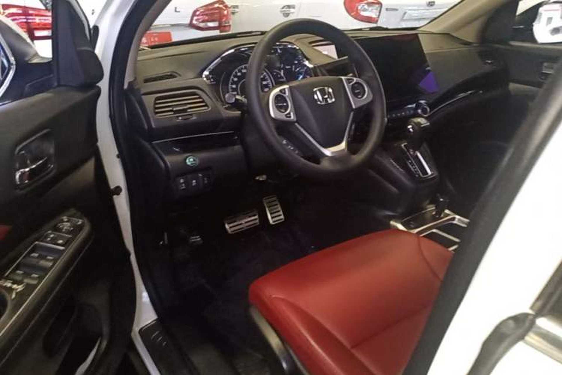Used Honda CR-V 2015 2.0L two-wheel drive Fashion Edition Driver Seat