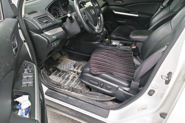 Used Honda CR-V 2015 2.4L two-wheel drive luxury version Driver Seat