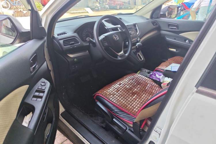 Used Honda CR-V 2015 2.0L two-wheel drive Fashion Edition Driver Seat