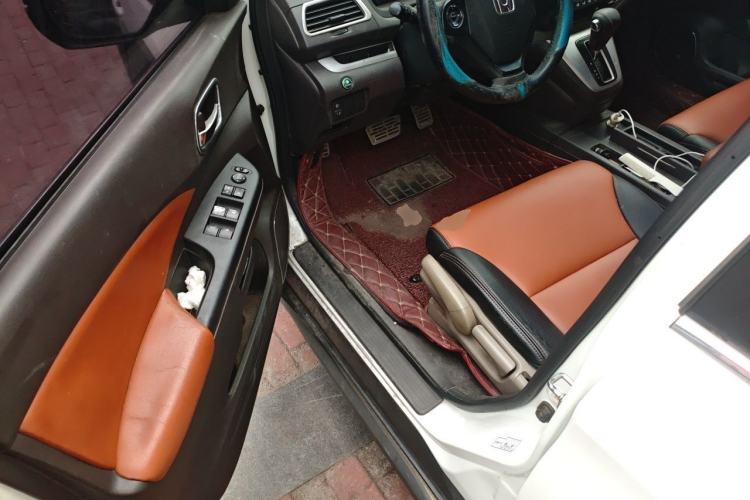 Used Honda CR-V 2015 2.0L 2WD Classic Edition Driver Seat