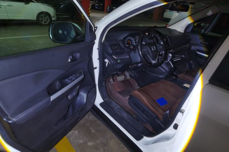 Used Honda CR-V 2015 2.4L four-wheel drive luxury version Driver Seat