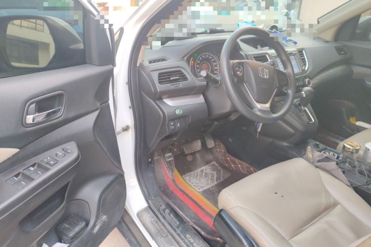 Used Honda CR-V 2015 2.0L two-wheel drive urban version Driver Seat