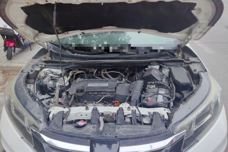 Used Honda CR-V 2015 2.4L four-wheel drive luxury version Engine Bay