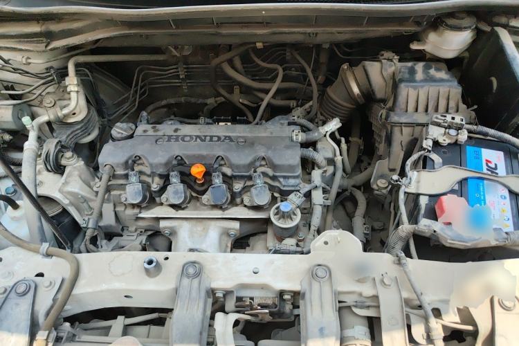 Used Honda CR-V 2015 2.0L two-wheel drive Fashion Edition Engine Bay