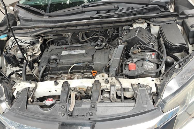 Used Honda CR-V 2015 2.4L two-wheel drive luxury version Engine Bay