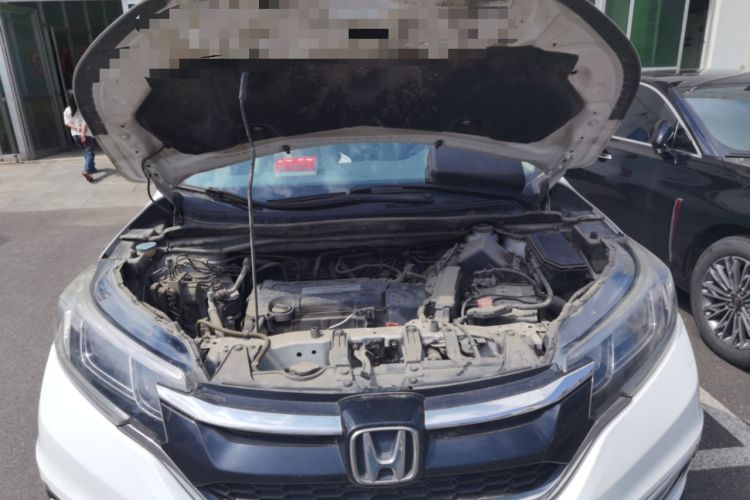 Used Honda CR-V 2015 2.4L two-wheel drive luxury version Engine Bay
