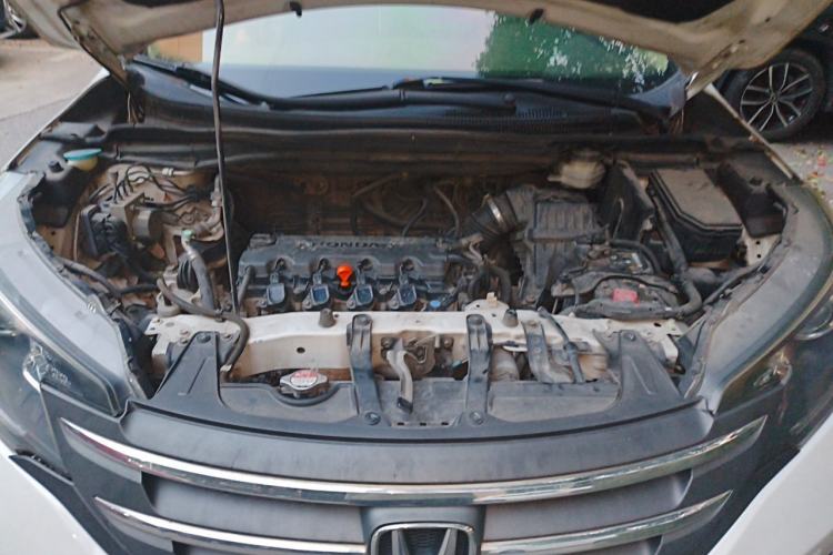 Used Honda CR-V 2015 2.0L 2WD Classic Edition Engine Bay