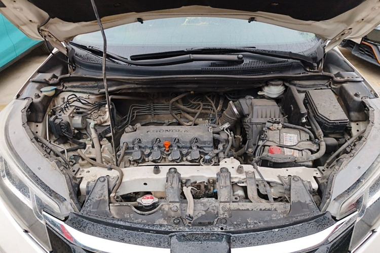 Used Honda CR-V 2015 2.0L Four-Wheel Drive Fashion Edition Engine Bay
