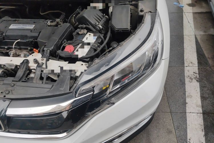 Used Honda CR-V 2015 2.4L four-wheel drive luxury version Engine Bay Left