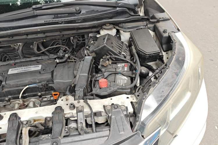 Used Honda CR-V 2015 2.4L two-wheel drive luxury version Engine Bay Left