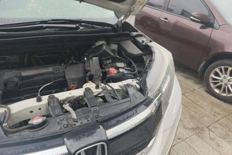 Used Honda CR-V 2015 2.4L Four-Wheel Drive Prestige Edition Engine Bay Left