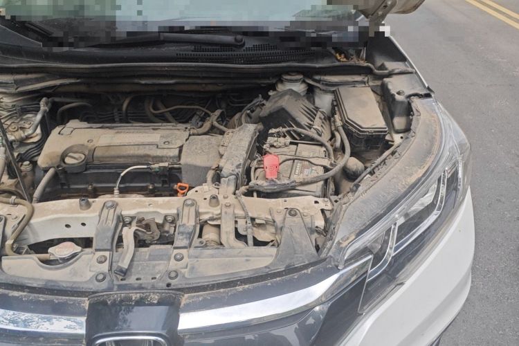Used Honda CR-V 2015 2.4L two-wheel drive luxury version Engine Bay Left