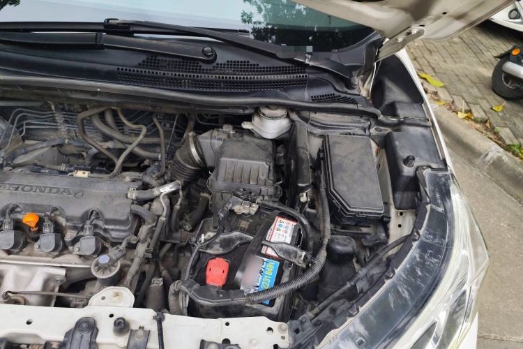 Used Honda CR-V 2015 2.0L two-wheel drive urban version Engine Bay Left