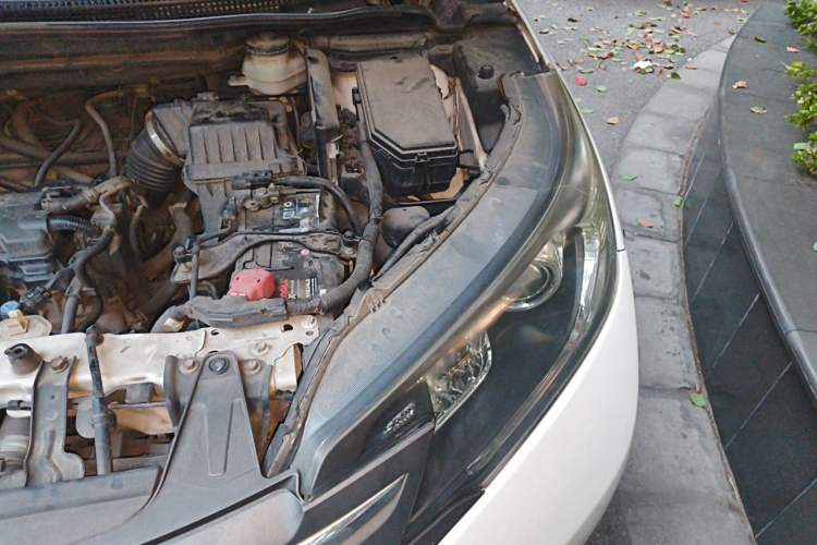 Used Honda CR-V 2015 2.0L 2WD Classic Edition Engine Bay Left