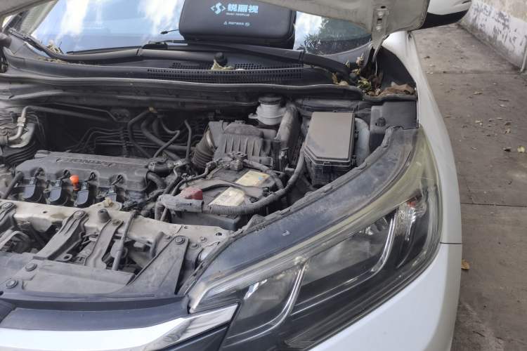 Used Honda CR-V 2015 2.0L two-wheel drive urban version Engine Bay Left