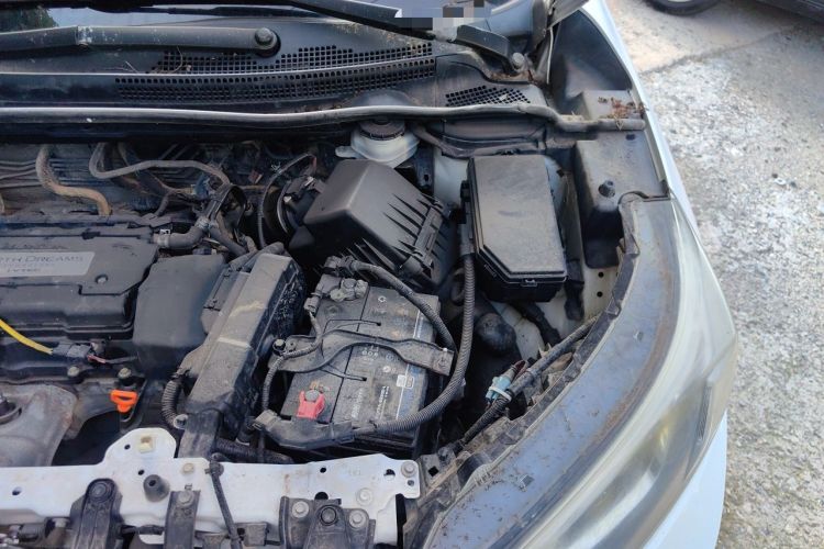 Used Honda CR-V 2015 2.4L four-wheel drive luxury version Engine Bay Left