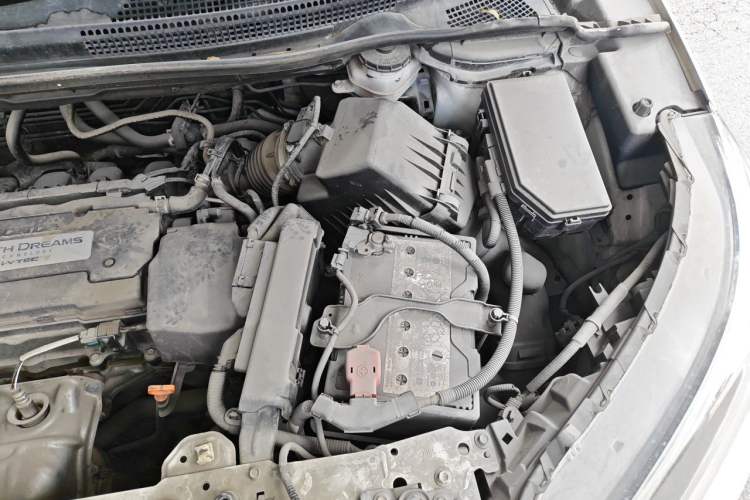Used Honda CR-V 2015 2.4L two-wheel drive luxury version Engine Bay Left