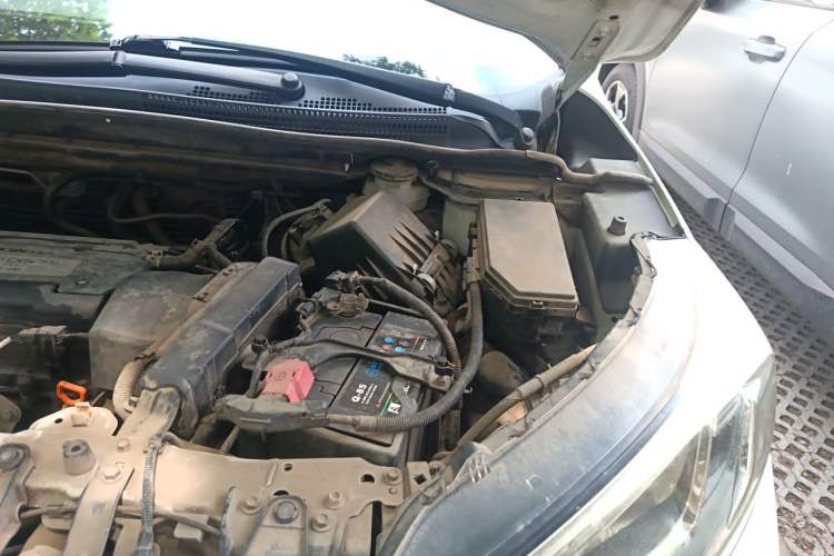 Used Honda CR-V 2015 2.4L four-wheel drive luxury version Engine Bay Left
