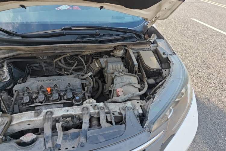 Used Honda CR-V 2015 2.0L 2WD Classic Edition Engine Bay Left