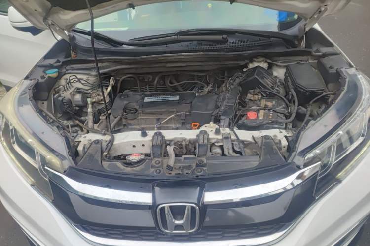Used Honda CR-V 2015 2.4L two-wheel drive luxury version Engine Bay