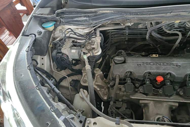 Used Honda CR-V 2015 2.0L two-wheel drive Fashion Edition Engine Bay Right