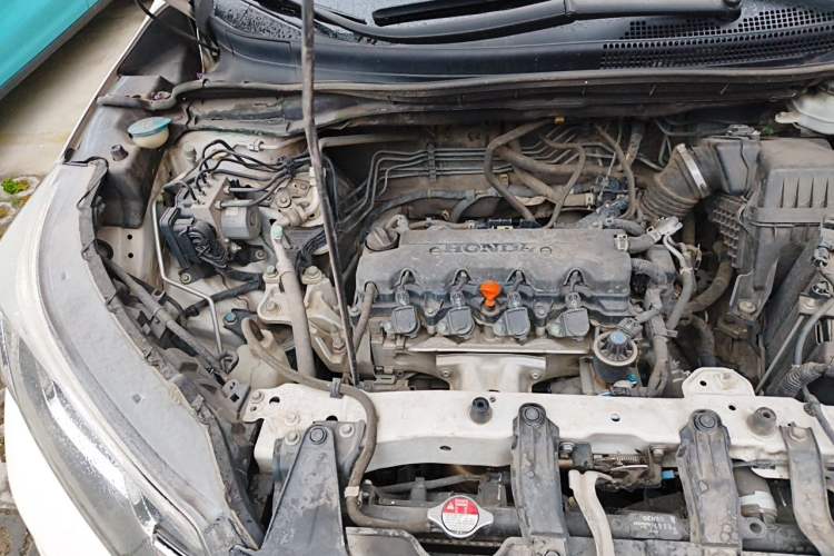 Used Honda CR-V 2015 2.0L Four-Wheel Drive Fashion Edition Engine Bay Right