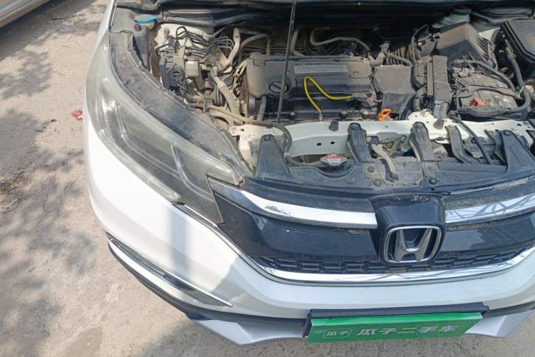 Used Honda CR-V 2015 2.4L four-wheel drive luxury version Engine Bay Right