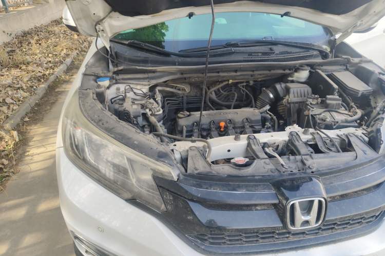 Used Honda CR-V 2015 2.0L two-wheel drive urban version Engine Bay Right