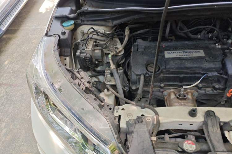 Used Honda CR-V 2015 2.4L Four-Wheel Drive Prestige Edition Engine Bay Right