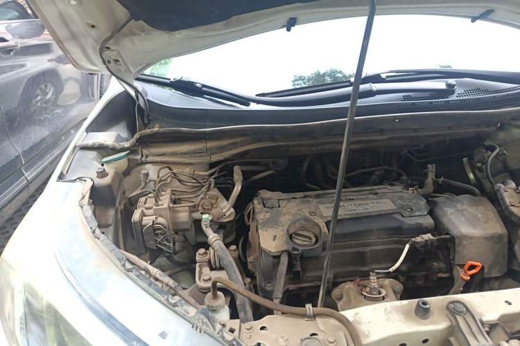 Used Honda CR-V 2015 2.4L four-wheel drive luxury version Engine Bay Right