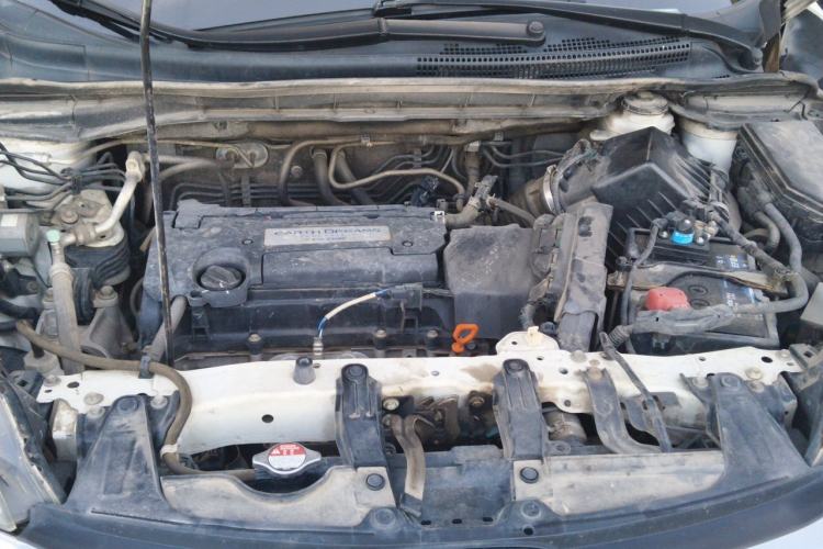 Used Honda CR-V 2015 2.4L two-wheel drive luxury version Engine Bay