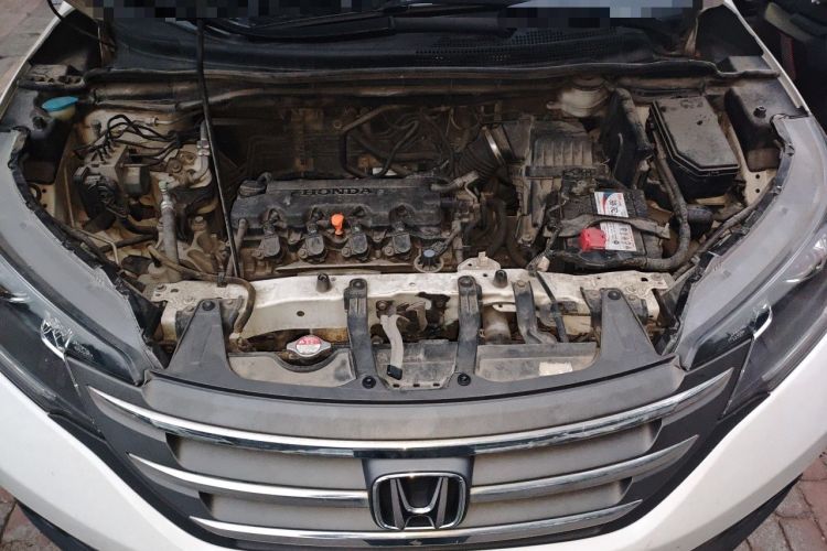 Used Honda CR-V 2015 2.0L 2WD Classic Edition Engine Bay