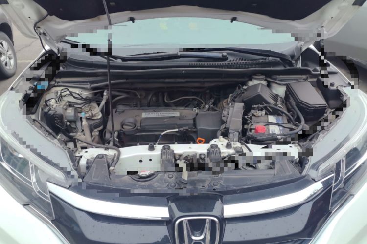 Used Honda CR-V 2015 2.4L two-wheel drive luxury version Engine Bay