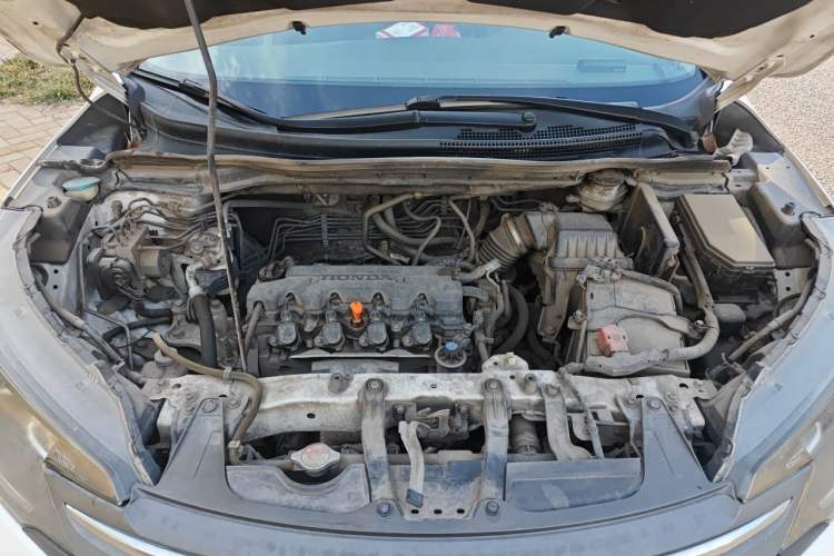 Used Honda CR-V 2015 2.0L 2WD Classic Edition Engine Bay