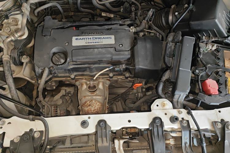 Used Honda CR-V 2015 2.4L Four-Wheel Drive Prestige Edition Engine Bay