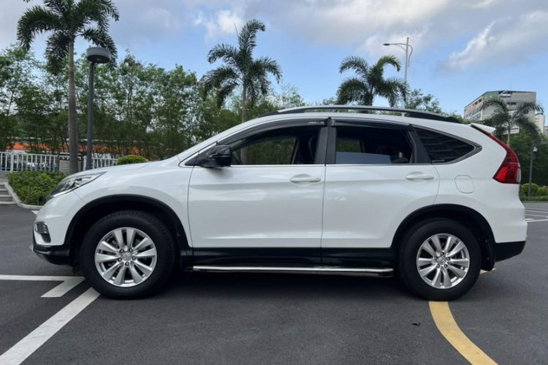 Used Honda CR-V 2015 2.0L two-wheel drive urban version Exterior 10