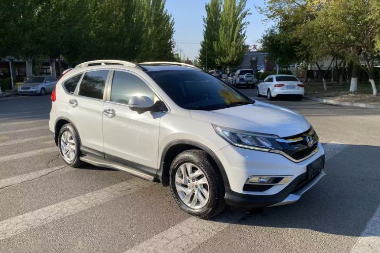 Used Honda CR-V 2015 2.4L two-wheel drive luxury version Exterior 2