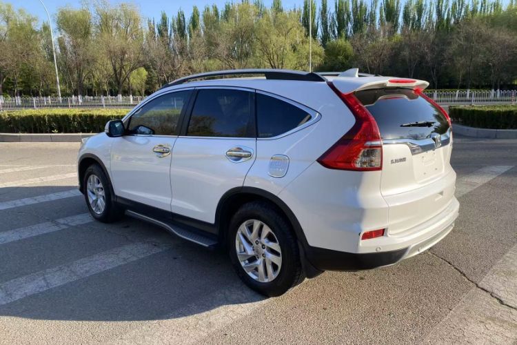 Used Honda CR-V 2015 2.4L two-wheel drive luxury version Exterior 3