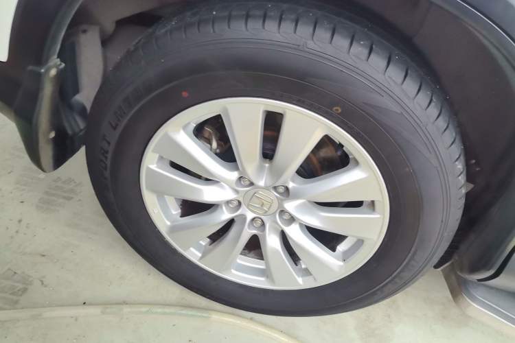 Used Honda CR-V 2015 2.0L two-wheel drive Fashion Edition Exterior 3
