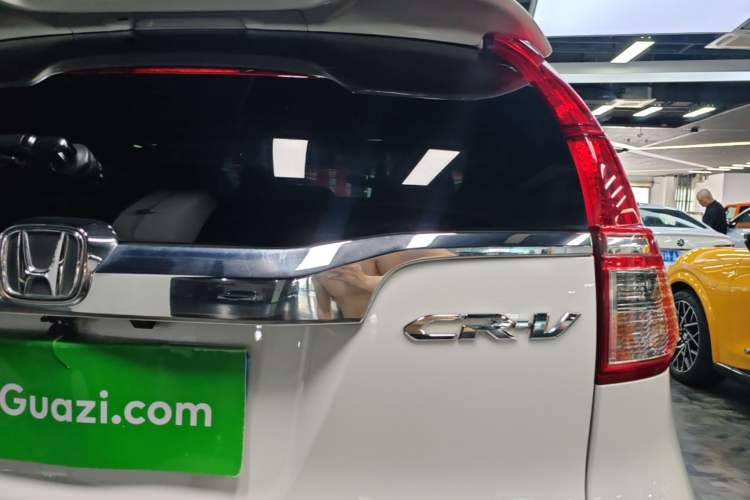Used Honda CR-V 2015 2.0L two-wheel drive Fashion Edition Exterior 3