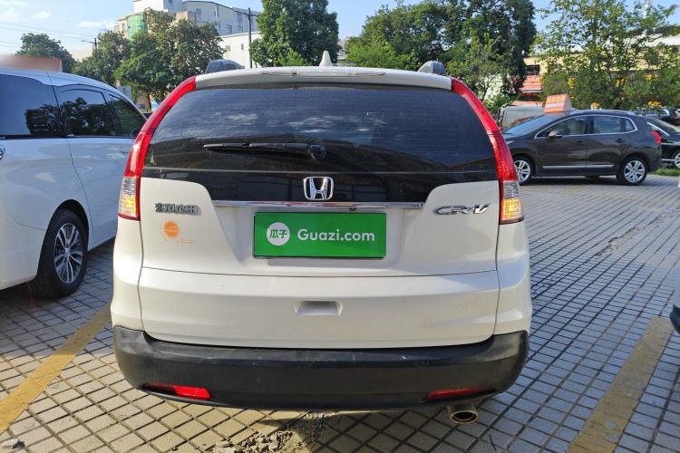 Used Honda CR-V 2015 2.0L 2WD Classic Edition Exterior 4