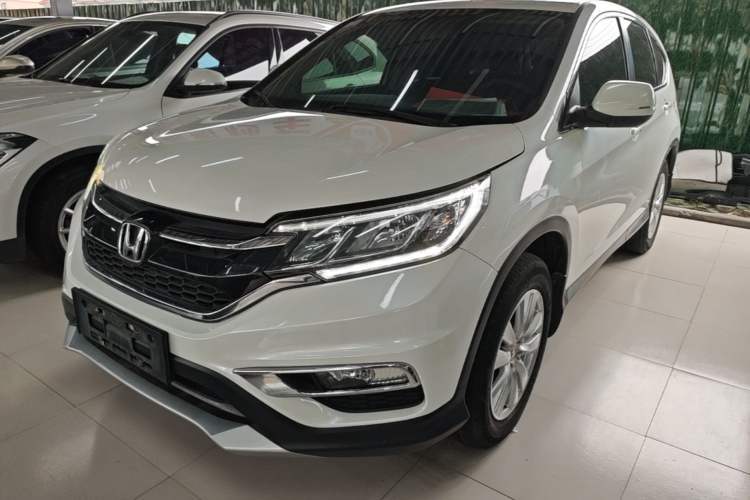 Used Honda CR-V 2015 2.0L two-wheel drive Fashion Edition Guazi used car, China used car export, Used car for sale, Used cars, Cheapest cars for sale