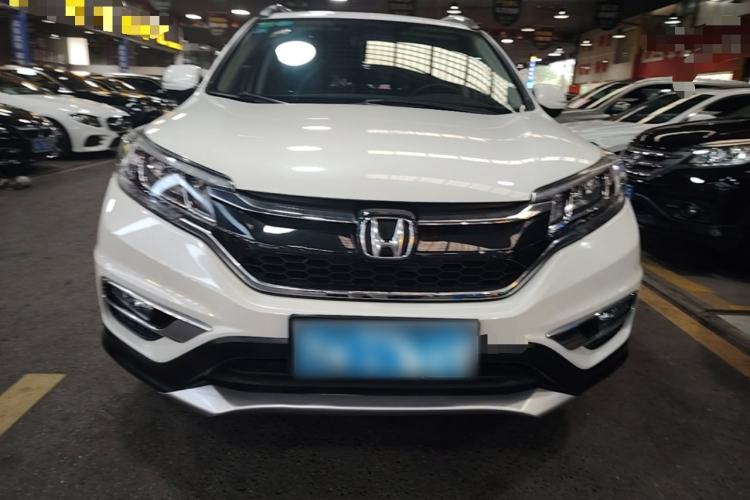 Used Honda CR-V 2015 2.4L two-wheel drive luxury version Front