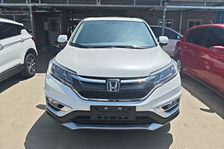 Used Honda CR-V 2015 2.4L two-wheel drive luxury version Front