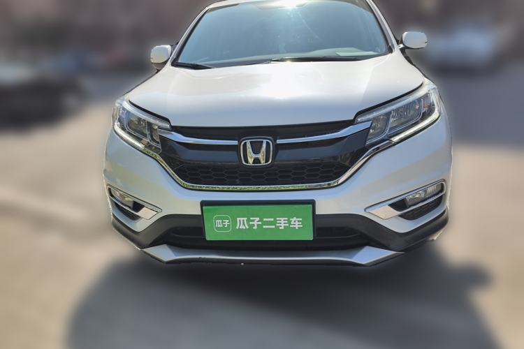 Used Honda CR-V 2015 2.4L two-wheel drive luxury version Front