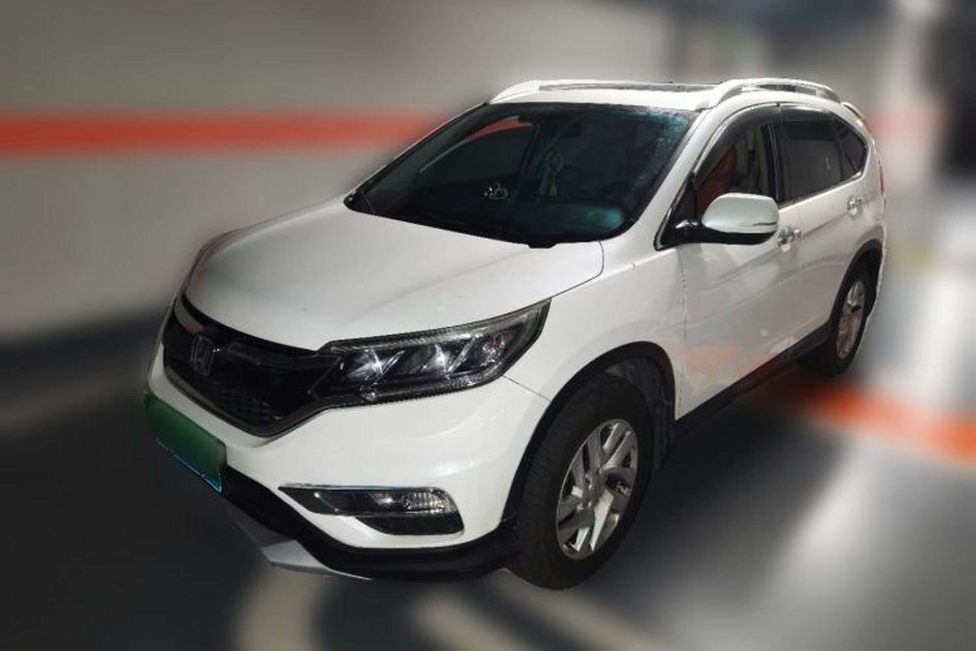 Used Honda CR-V 2015 2.4L four-wheel drive luxury version Front Left 45 Deg