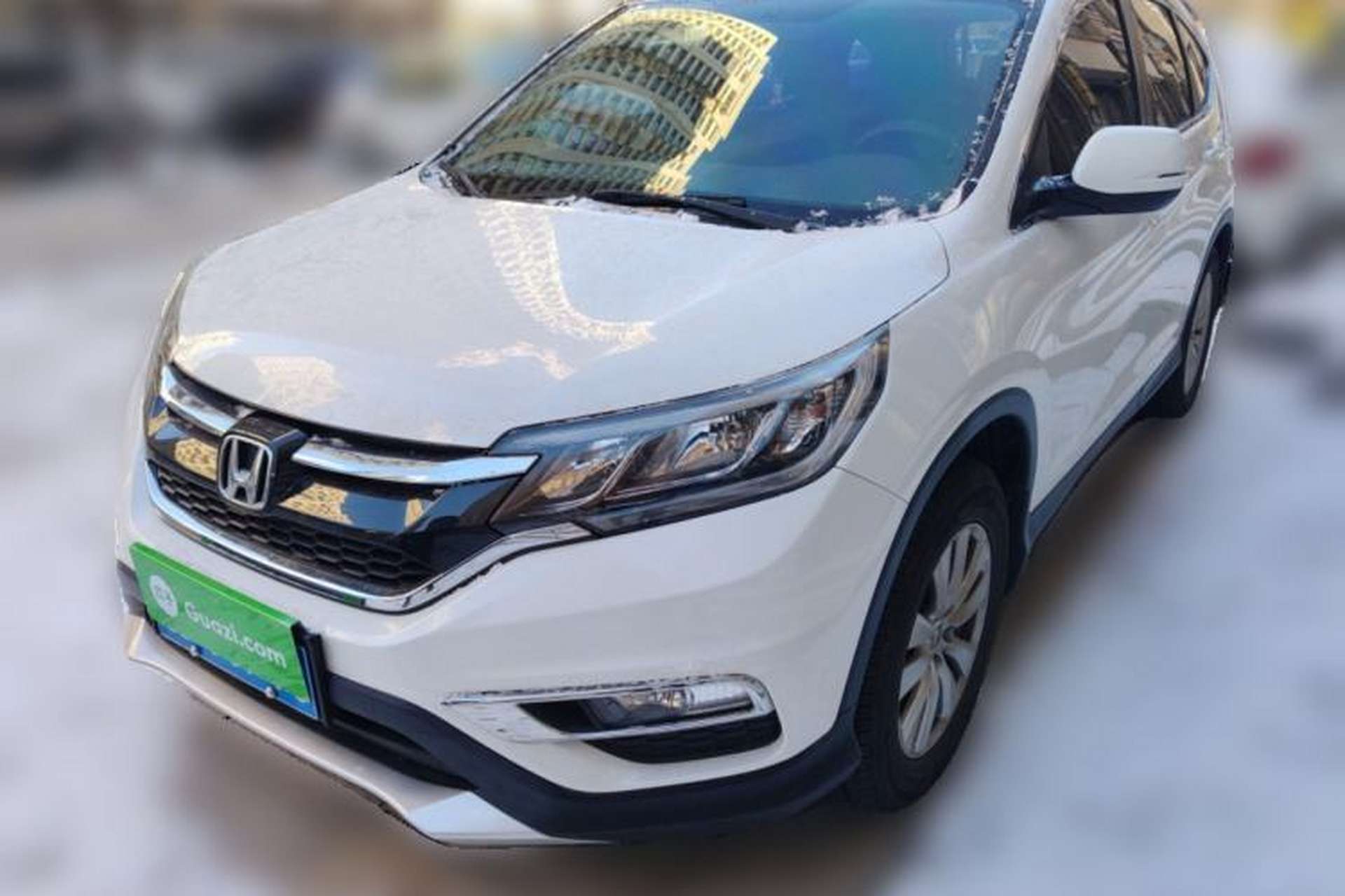 Used Honda CR-V 2015 2.0L two-wheel drive urban version Front Left 45 Deg