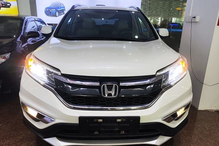 Used Honda CR-V 2015 2.4L two-wheel drive luxury version Front